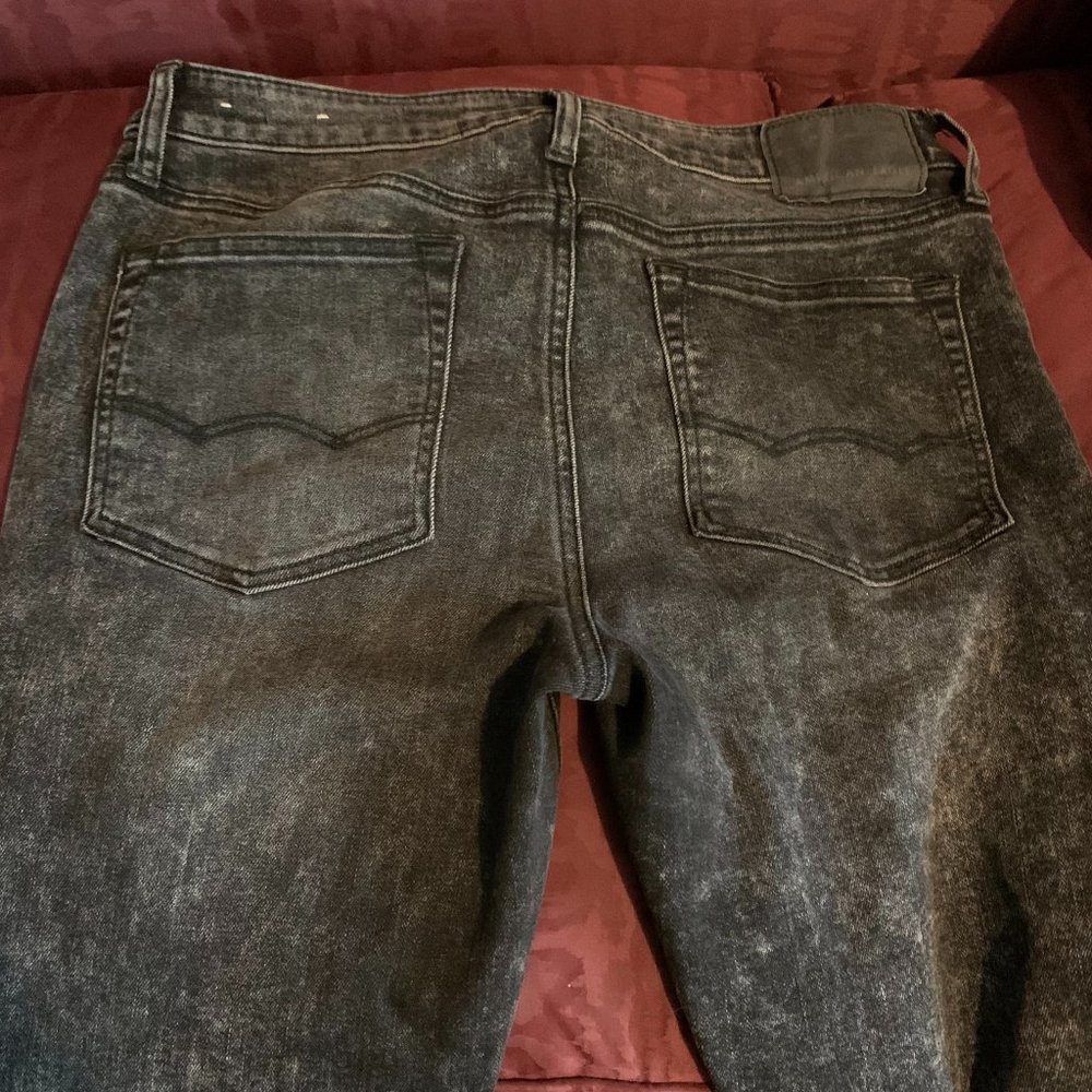 AE Dark Black Gray Acid Wash Super Skinny Jeans